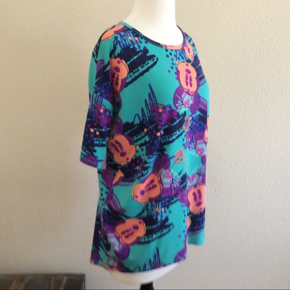 LulaRoe  Irma  Disney Top size XS
